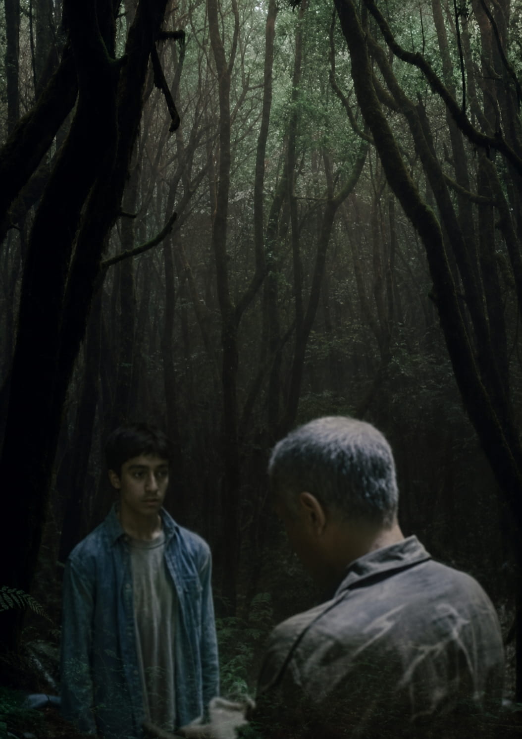 Arxada qalmış gələcək (2004)